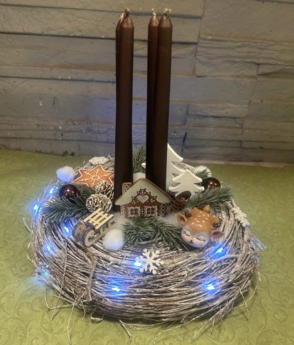 Adventi koszorú őzikével - LED-es