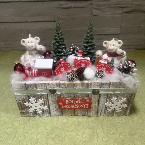 Adventi asztaldísz macikkal és vonattal