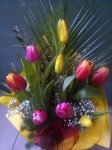   10 szál tulipán díszítve(Csak Bp.-re és Pest megyébe rendelhető kiszállítással!)