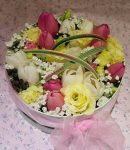   Tulipános virágbox  (Csak Bp.-re és Pest megyébe rendelhető kiszállítással!)
